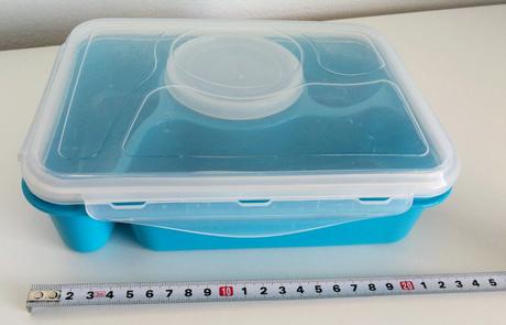 Viaczložkový desiatový bento box,