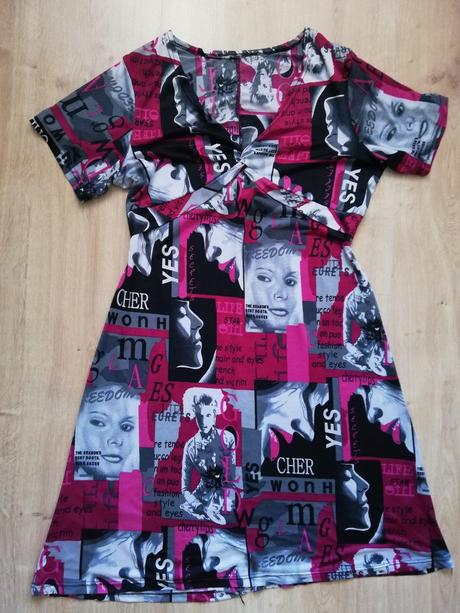 Letné šaty s potlačou, m