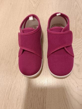 Platenky/prezuvky v. 28, pepco,28