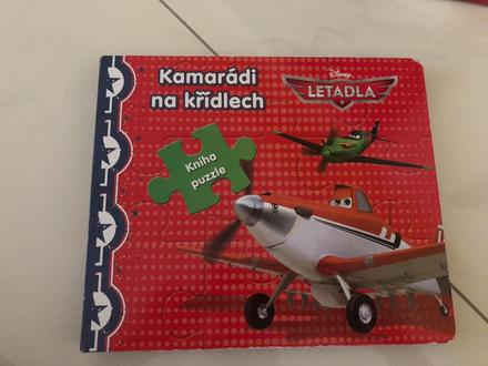 Puzzle knižka lietadlá disney, 