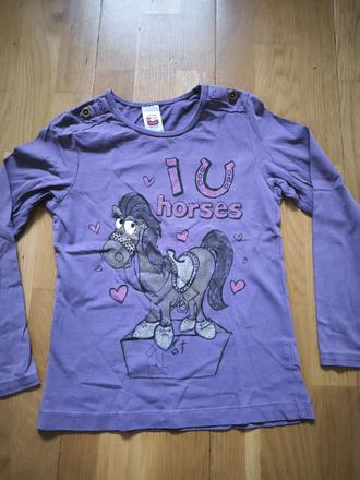 Tričko s koníkom, 134