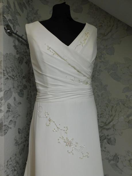 Luxusne šaty na slavnost, 42