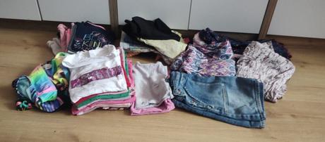 Balík dievča 134-140 leto ca 36 ks, 122–134
