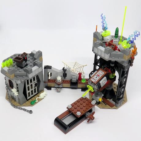 Lego monster fighters 9466 the crazy scientist & h,
