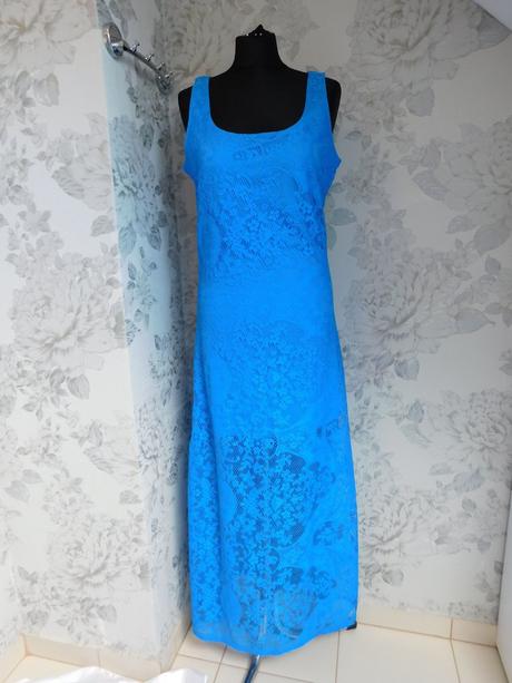 Pekne čipkovane šaty, calzedonia,38