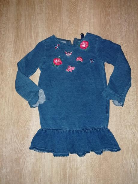 Elasticke riflove saty, 104