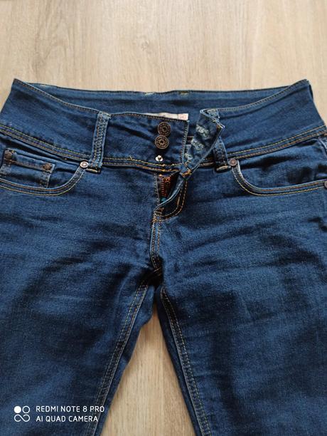 Svetlomodré rifle m/l, m