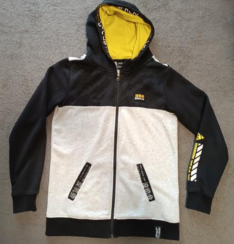 Mikina, chapter young,158