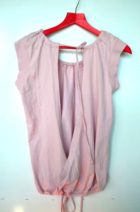 Tričko s výstrihom na chrbte active, m