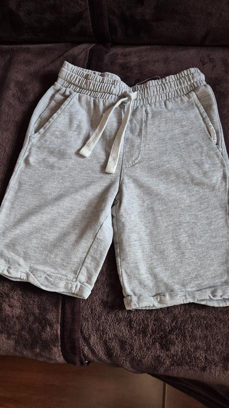 Kratasy, reserved,140