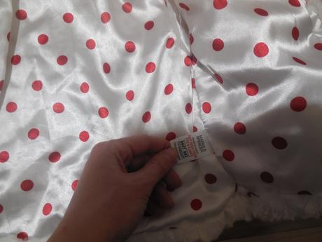 Biely kožuštek, marks & spencer,92