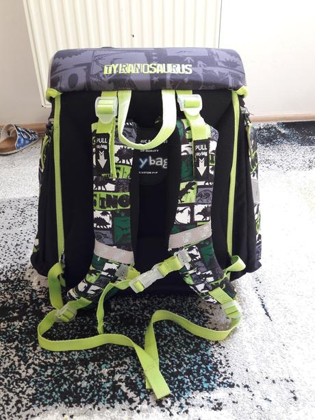 Školská aktovka t-rex do 1.,2.triedy,