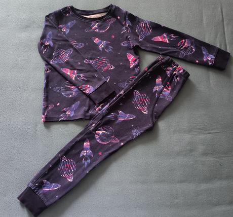 Next pyžamo, next,116