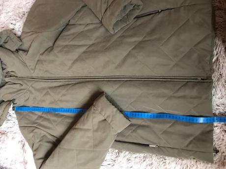 Prechodná bunda, 44