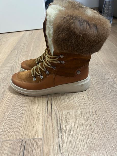Kožené čižmy s pravou kožušinou, 41
