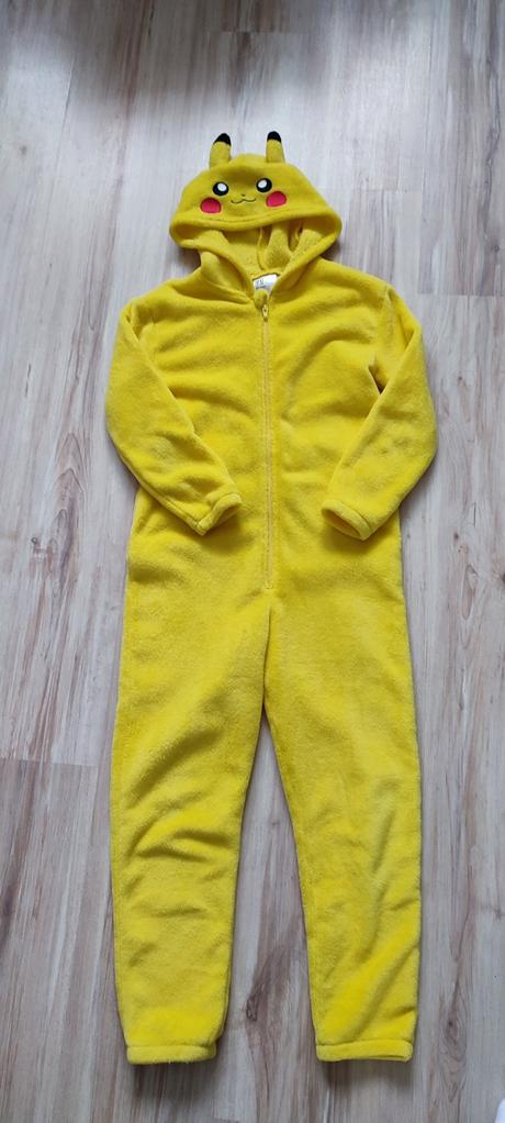 Karnevalový kostým pikatchu, 