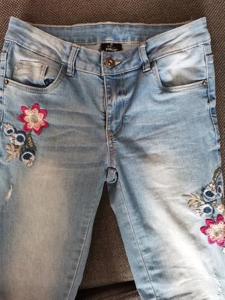 Rifle s výšivkou, takko,158