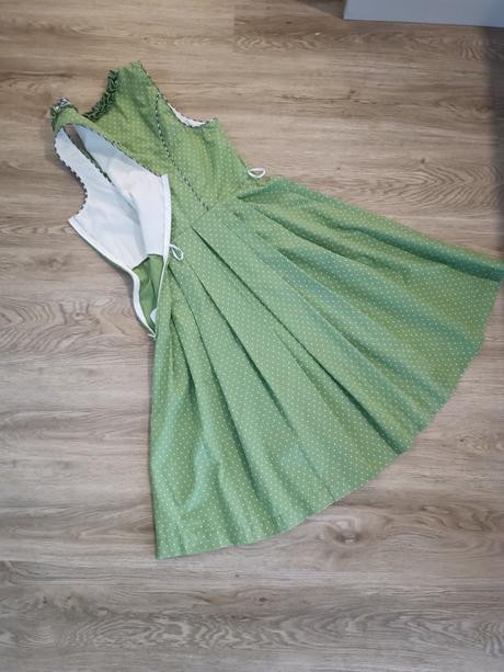 Bavorský kroj 38/40, 