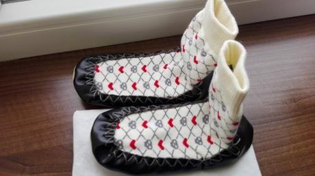 Ponožko- capačky zn. ace& me, 27