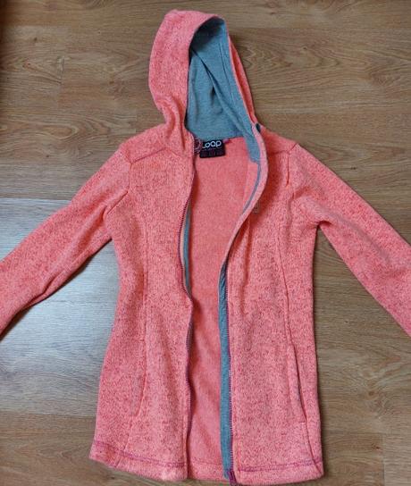 Predam nenosenu mikinu, loap,134