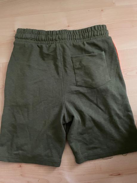 Kratasy teplakové 15 rokov, chapter young,176