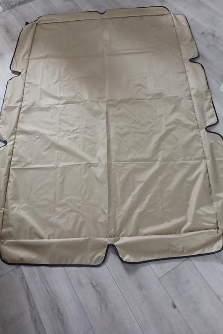 Vrchný kryt na hojdačku, 