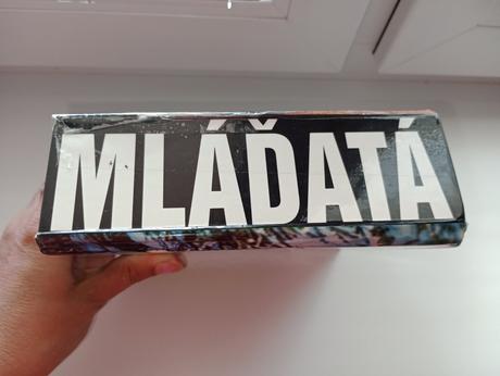 Hrubá kniha mláďatá,