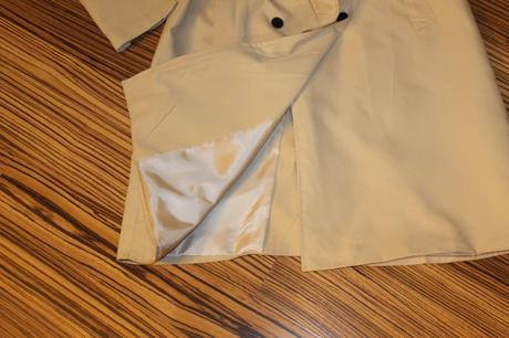 Trench coat loch v. s, s