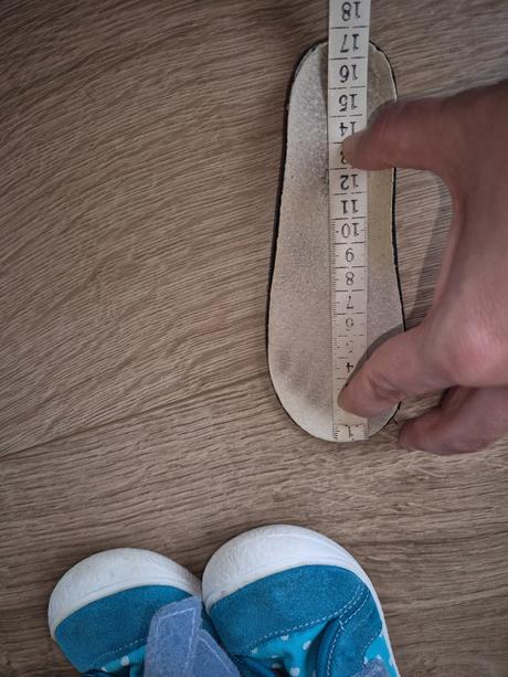 Balik tenisiek c.25 biele adidas su c.26, adidas,25