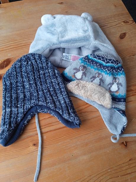 Zimné čiapky,cena spolu, h&m,86