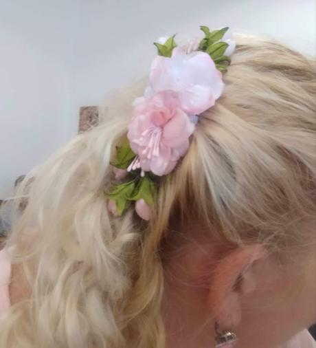 Romantický hrebienok do vlasov, 