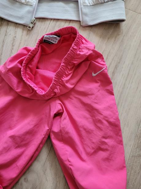 Sustakova suprava nike, nike,80