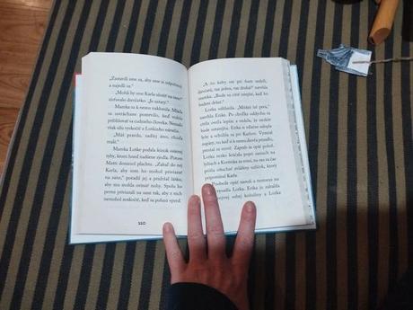 Lotka a vianoce so sobom,