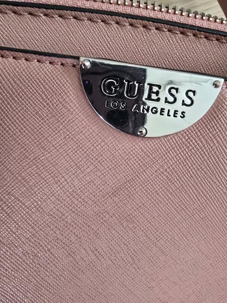 Kabelka guess, guess
