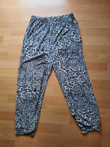 Dámske nohavice-"sultánky", s