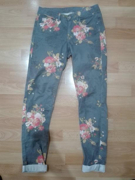 Kvetované nohavice, zara,164