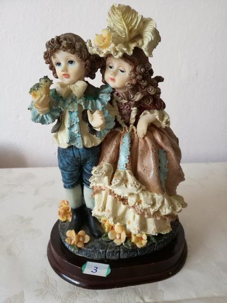 Rozkošné sošky detí, 