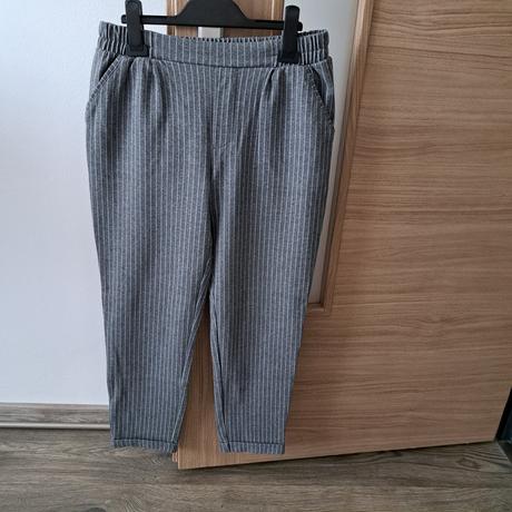 Teplejšie nohavice, house,s