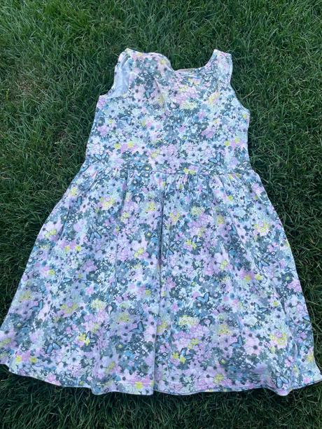 Šaty kvietkove, h&m,140