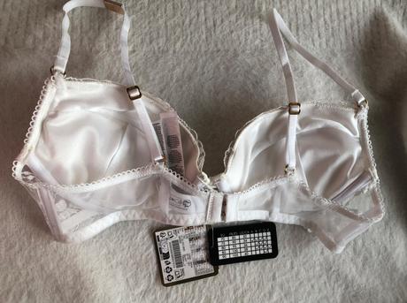 Nová biela čipkovaná push-up podprsenka, 75 c, 75c