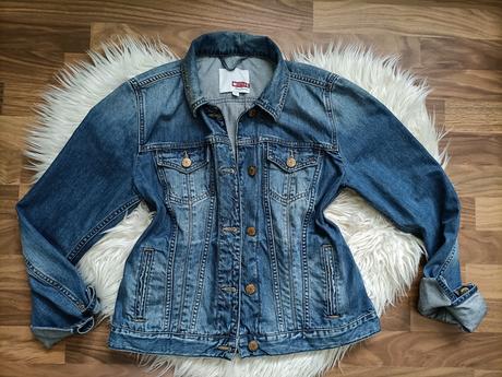 Krásna nadčasová riflova bunda, mustang,m