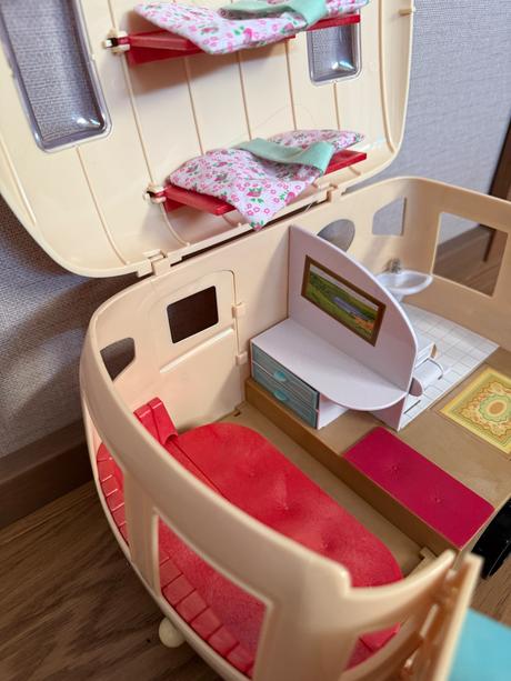 Auto a karaván sylvaniovci,