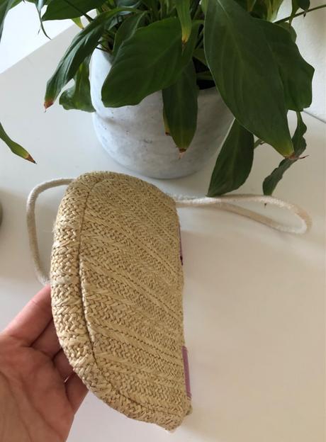 Malá detská slamená kabelka psík, 