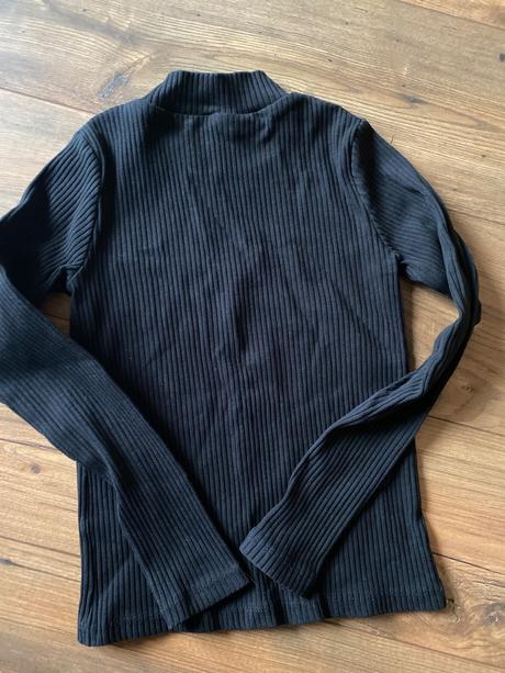 Vrúbkovaným rolák, h&m,134