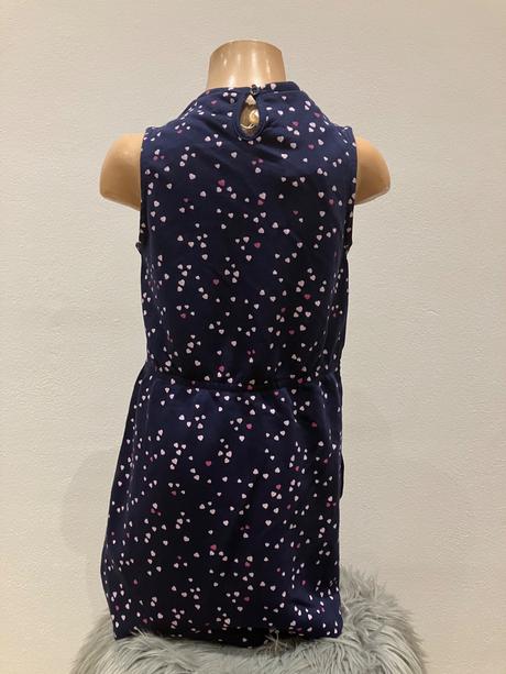 Dievčenské tmavomodré šaty so srdiečkami,8-9 r., original marines,128