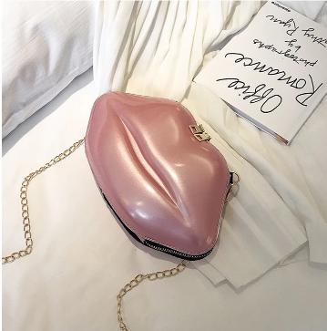 Luxusná dizajnová kabelka v tvare pier, 