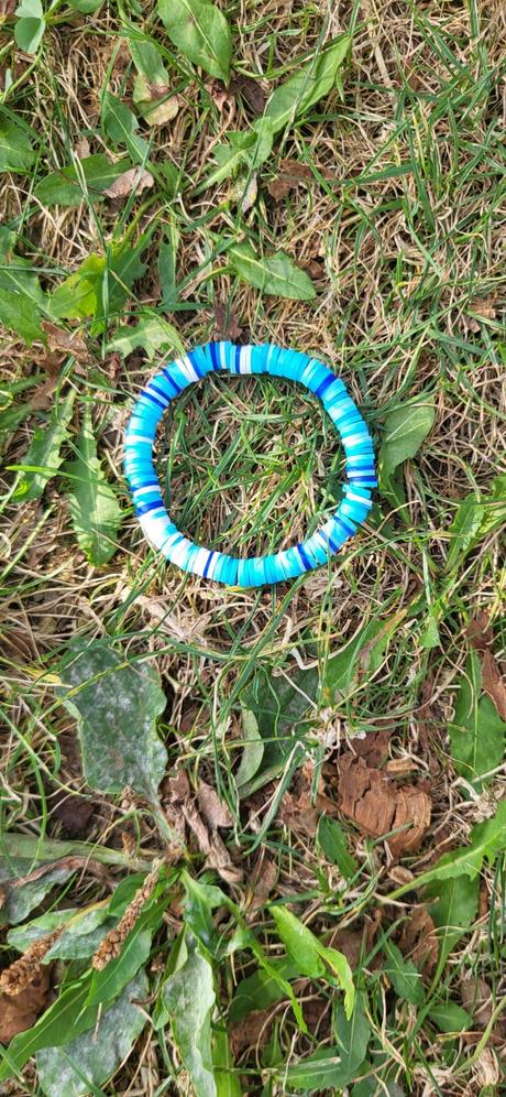 Ručne vyrobené náramky - 4 ks, 