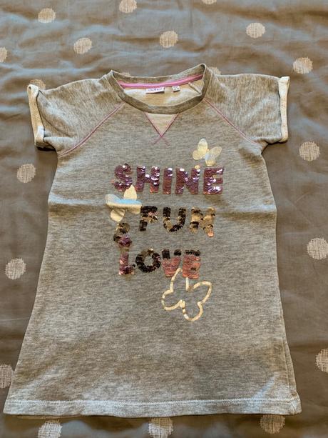 Mikinové šaty, 110