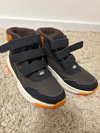 Predám detské chlapčenské topánky, deichmann,35