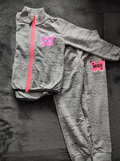 Teplakova suprava - dievcenska - vel.104, 104